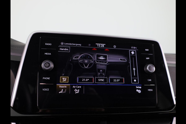 Volkswagen T-Roc 1.0 TSI R-Line Business 110 PK | Verlengde garantie | Navigatie | Keyless entry | Privacy glas | Volkswagen T-Roc 1.0 TSI R-Line Business 110 PK | Verlengde garantie | Navigatie | Keyless entry | Privacy glas |