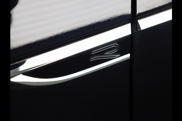 Volkswagen T-Roc 1.0 TSI R-Line Business 110 PK | Verlengde garantie | Navigatie | Keyless entry | Privacy glas | Volkswagen T-Roc 1.0 TSI R-Line Business 110 PK | Verlengde garantie | Navigatie | Keyless entry | Privacy glas |