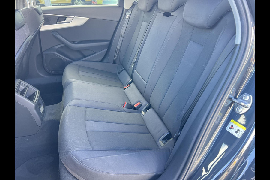 Audi A4 Avant 1.4 TFSI Design Pro Line | Cruise control Audi A4 Avant 1.4 TFSI Design Pro Line | Cruise control