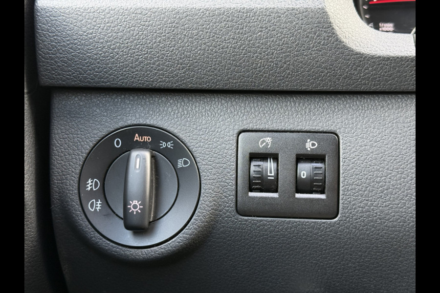Volkswagen Caddy 2.0 TDI L1H1 Comfortline | NL-auto | 1e Eig | Navi | Carplay | Trekhaak | PDC