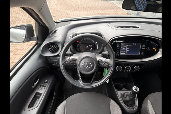 Toyota Aygo X 1.0 VVT-i MT Play 5-drs. CAMERA/CARPLAY/DAB/ADAPT.CRUISE