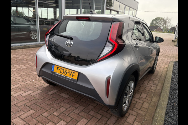 Toyota Aygo X 1.0 VVT-i MT Play 5-drs. CAMERA/CARPLAY/DAB/ADAPT.CRUISE
