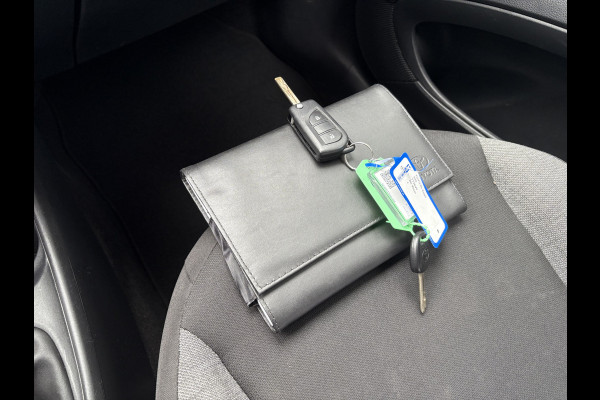 Toyota Aygo X 1.0 VVT-i MT Play 5-drs. CAMERA/CARPLAY/DAB/ADAPT.CRUISE