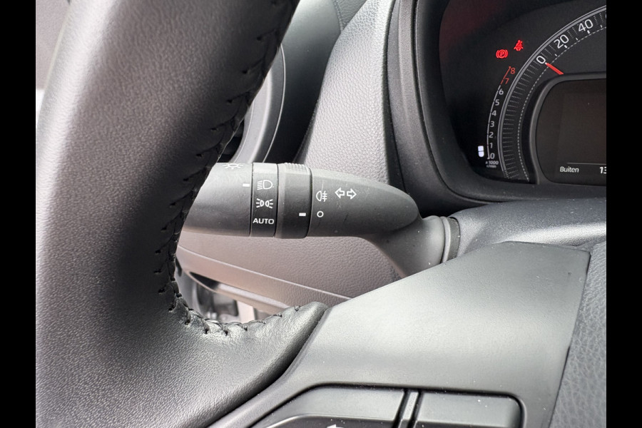 Toyota Aygo X 1.0 VVT-i MT Play 5-drs. CAMERA/CARPLAY/DAB/ADAPT.CRUISE