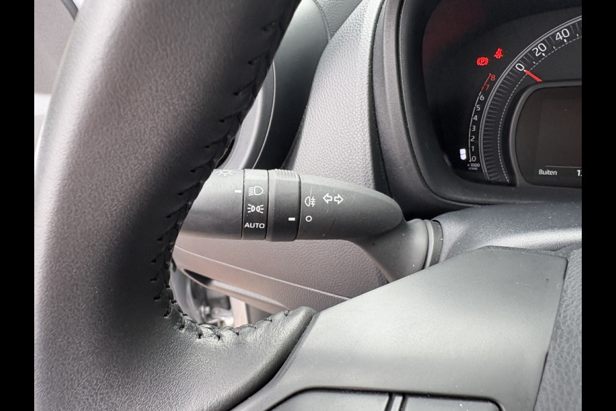 Toyota Aygo X 1.0 VVT-i MT Play 5-drs. CAMERA/CARPLAY/DAB/ADAPT.CRUISE