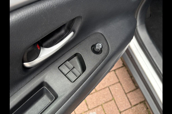 Toyota Aygo X 1.0 VVT-i MT Play 5-drs. CAMERA/CARPLAY/DAB/ADAPT.CRUISE