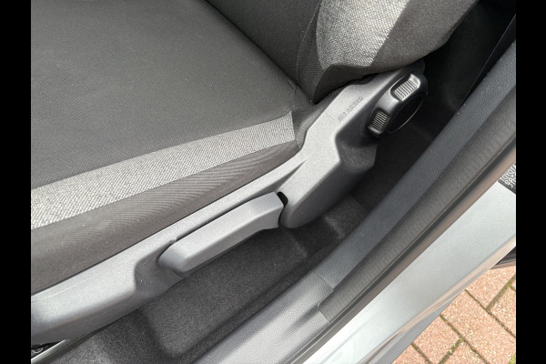 Toyota Aygo X 1.0 VVT-i MT Play 5-drs. CAMERA/CARPLAY/DAB/ADAPT.CRUISE