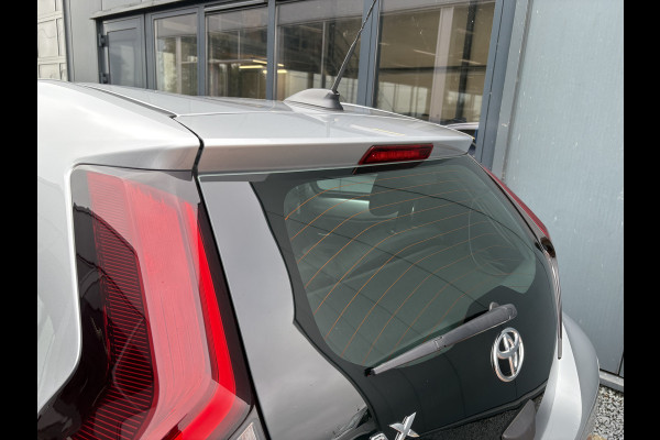 Toyota Aygo X 1.0 VVT-i MT Play 5-drs. CAMERA/CARPLAY/DAB/ADAPT.CRUISE
