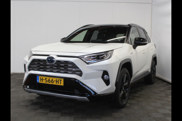Toyota RAV4 2.5 Hybrid Bi-Tone CAMERA | ADAPCRUISE | LED | NAVI | STOELVERW | CLIMATE Toyota RAV4 2.5 Hybrid Bi-Tone CAMERA | ADAPCRUISE | LED | NAVI | STOELVERW | CLIMATE