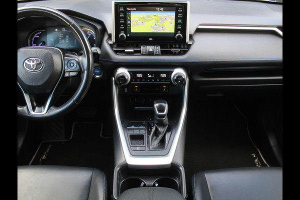 Toyota RAV4 2.5 Hybrid Bi-Tone CAMERA | ADAPCRUISE | LED | NAVI | STOELVERW | CLIMATE Toyota RAV4 2.5 Hybrid Bi-Tone CAMERA | ADAPCRUISE | LED | NAVI | STOELVERW | CLIMATE