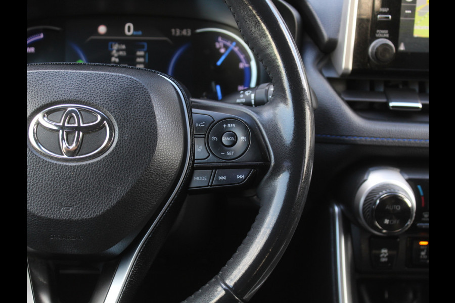 Toyota RAV4 2.5 Hybrid Bi-Tone CAMERA | ADAPCRUISE | LED | NAVI | STOELVERW | CLIMATE Toyota RAV4 2.5 Hybrid Bi-Tone CAMERA | ADAPCRUISE | LED | NAVI | STOELVERW | CLIMATE
