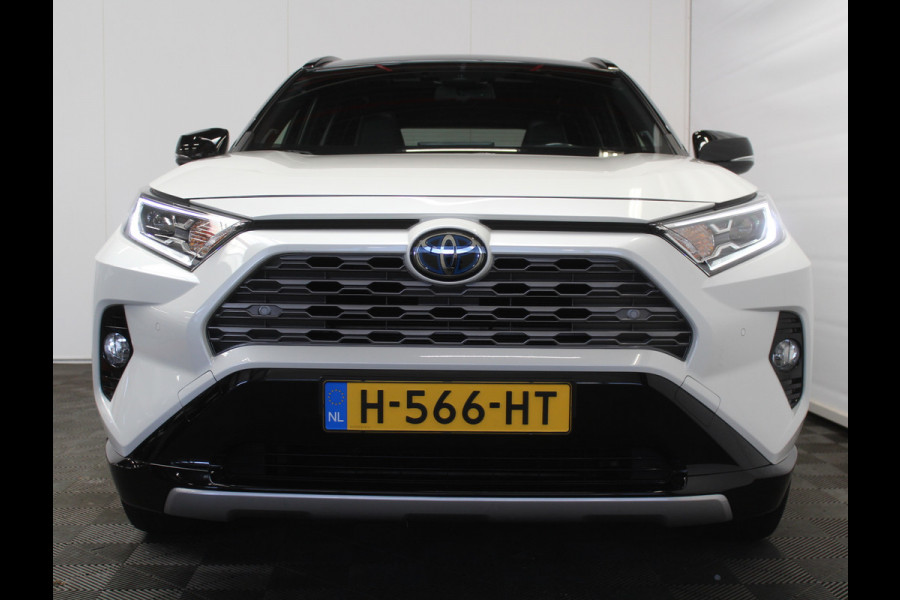 Toyota RAV4 2.5 Hybrid Bi-Tone CAMERA | ADAPCRUISE | LED | NAVI | STOELVERW | CLIMATE Toyota RAV4 2.5 Hybrid Bi-Tone CAMERA | ADAPCRUISE | LED | NAVI | STOELVERW | CLIMATE