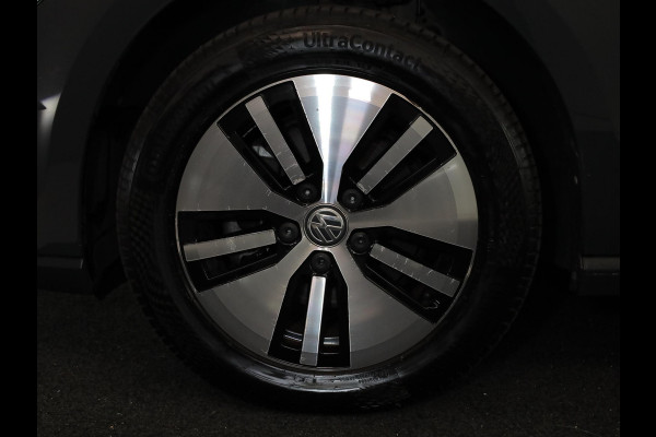 Volkswagen e-Golf E-DITION 136 pk | Autom. airco | Navigatie | Parkeersensoren | Adaptieve cruise control | LED koplampen | Volkswagen e-Golf E-DITION 136 pk | Autom. airco | Navigatie | Parkeersensoren | Adaptieve cruise control | LED koplampen |