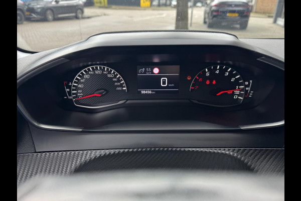 Peugeot 208 1.2 PureTech Active Pack - Navigatie / Apple CarPlay I Airco I LED I PDC I Dealer onderhouden Peugeot 208 1.2 PureTech Active Pack - Navigatie / Apple CarPlay I Airco I LED I PDC I Dealer onderhouden