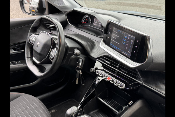 Peugeot 208 1.2 PureTech Active Pack - Navigatie / Apple CarPlay I Airco I LED I PDC I Dealer onderhouden Peugeot 208 1.2 PureTech Active Pack - Navigatie / Apple CarPlay I Airco I LED I PDC I Dealer onderhouden