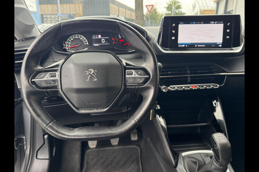 Peugeot 208 1.2 PureTech Active Pack - Navigatie / Apple CarPlay I Airco I LED I PDC I Dealer onderhouden Peugeot 208 1.2 PureTech Active Pack - Navigatie / Apple CarPlay I Airco I LED I PDC I Dealer onderhouden