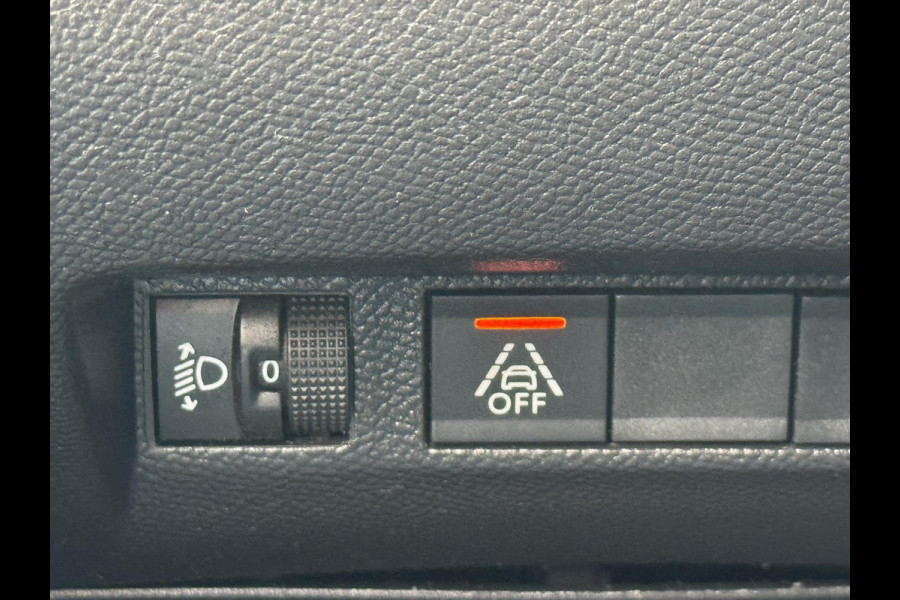 Peugeot 208 1.2 PureTech Active Pack - Navigatie / Apple CarPlay I Airco I LED I PDC I Dealer onderhouden Peugeot 208 1.2 PureTech Active Pack - Navigatie / Apple CarPlay I Airco I LED I PDC I Dealer onderhouden