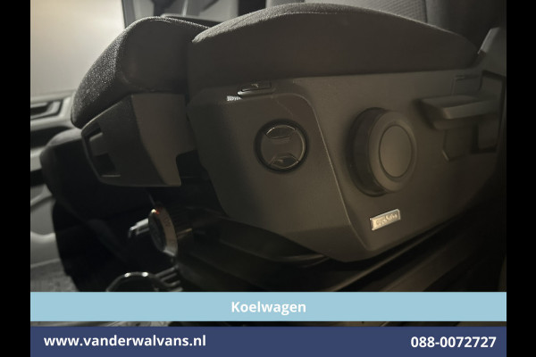 Volkswagen Crafter 2.0 TDI 177pk Automaat L3H3 L2H2 Koelwagen Vriezen -20°C tot verwarmen + 25°C Fabrieksgarantie Euro6 Airco | Camera Apple Carplay, Android Auto, Cruisecontrol, Massagestoel, Chauffeursstoel, Bijrijdersbank, 3000kg trekvermogen Volkswagen Crafter 2.0 TDI 177pk Automaat L3H3 L2H2 Koelwagen Vriezen -20°C tot verwarmen + 25°C Fabrieksgarantie Euro6 Airco | Camera Apple Carplay, Android Auto, Cruisecontrol, Massagestoel, Chauffeursstoel, Bijrijdersbank, 3000kg trekvermogen