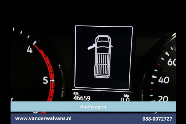 Volkswagen Crafter 2.0 TDI 177pk Automaat L3H3 L2H2 Koelwagen Vriezen -20°C tot verwarmen + 25°C Fabrieksgarantie Euro6 Airco | Camera Apple Carplay, Android Auto, Cruisecontrol, Massagestoel, Chauffeursstoel, Bijrijdersbank, 3000kg trekvermogen Volkswagen Crafter 2.0 TDI 177pk Automaat L3H3 L2H2 Koelwagen Vriezen -20°C tot verwarmen + 25°C Fabrieksgarantie Euro6 Airco | Camera Apple Carplay, Android Auto, Cruisecontrol, Massagestoel, Chauffeursstoel, Bijrijdersbank, 3000kg trekvermogen