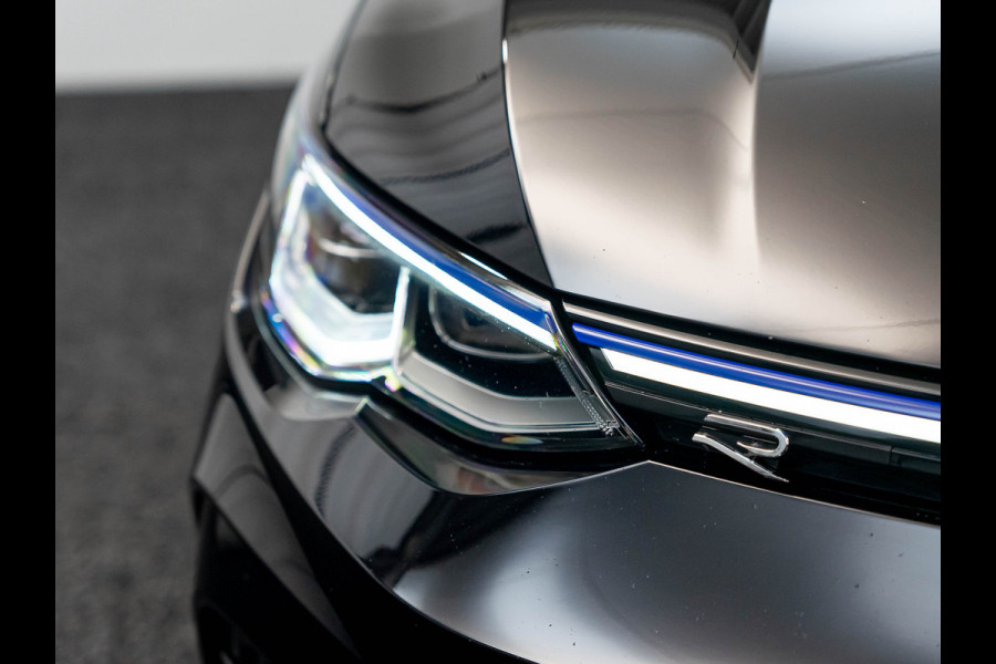 Volkswagen Golf 2.0 TSI R 4Motion | Pano Volkswagen Golf 2.0 TSI R 4Motion | Pano