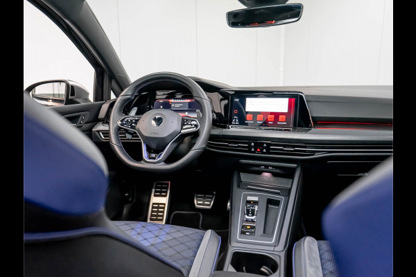 Volkswagen Golf 2.0 TSI R 4Motion | Pano Volkswagen Golf 2.0 TSI R 4Motion | Pano