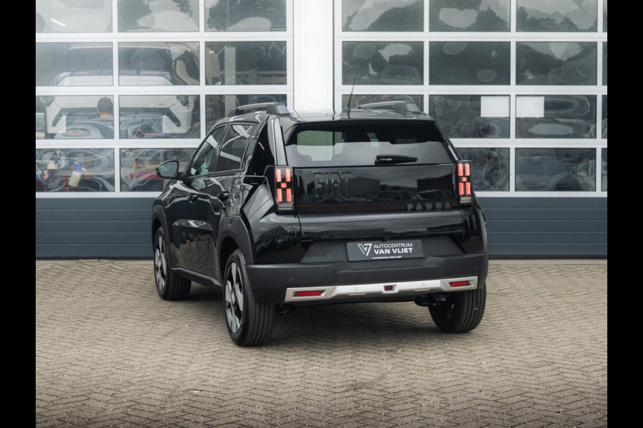 Fiat Grande Panda 1.2 Hybrid La Prima | Automaat | Camera | Clima | Apple Carplay | Cruise | Navi | 17" | Winter Pack