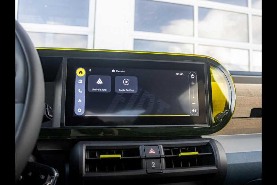 Fiat Grande Panda 1.2 Hybrid La Prima | Automaat | Camera | Clima | Apple Carplay | Cruise | Navi | 17" | Winter Pack