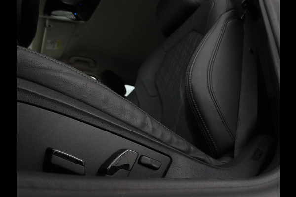 BMW 5 Serie 530e High Executive | Leder | Stoel & stuurverwarming | Adaptive cruise | Carplay | Sfeerverlichting | Camera | Live Cockpit | Navigatie | Full LED BMW 5 Serie 530e High Executive | Leder | Stoel & stuurverwarming | Adaptive cruise | Carplay | Sfeerverlichting | Camera | Live Cockpit | Navigatie | Full LED