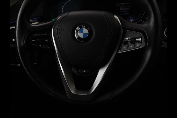 BMW 5 Serie 530e High Executive | Leder | Stoel & stuurverwarming | Adaptive cruise | Carplay | Sfeerverlichting | Camera | Live Cockpit | Navigatie | Full LED BMW 5 Serie 530e High Executive | Leder | Stoel & stuurverwarming | Adaptive cruise | Carplay | Sfeerverlichting | Camera | Live Cockpit | Navigatie | Full LED