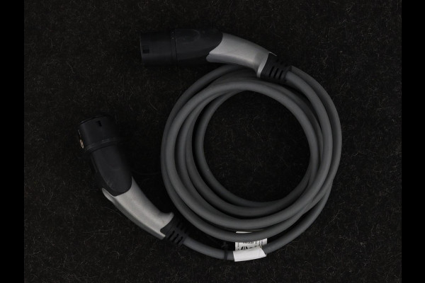 BMW 5 Serie 530e High Executive | Leder | Stoel & stuurverwarming | Adaptive cruise | Carplay | Sfeerverlichting | Camera | Live Cockpit | Navigatie | Full LED BMW 5 Serie 530e High Executive | Leder | Stoel & stuurverwarming | Adaptive cruise | Carplay | Sfeerverlichting | Camera | Live Cockpit | Navigatie | Full LED