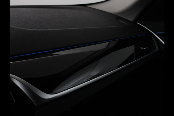 BMW 5 Serie 530e High Executive | Leder | Stoel & stuurverwarming | Adaptive cruise | Carplay | Sfeerverlichting | Camera | Live Cockpit | Navigatie | Full LED BMW 5 Serie 530e High Executive | Leder | Stoel & stuurverwarming | Adaptive cruise | Carplay | Sfeerverlichting | Camera | Live Cockpit | Navigatie | Full LED