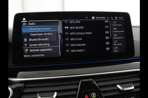 BMW 5 Serie 530e High Executive | Leder | Stoel & stuurverwarming | Adaptive cruise | Carplay | Sfeerverlichting | Camera | Live Cockpit | Navigatie | Full LED BMW 5 Serie 530e High Executive | Leder | Stoel & stuurverwarming | Adaptive cruise | Carplay | Sfeerverlichting | Camera | Live Cockpit | Navigatie | Full LED