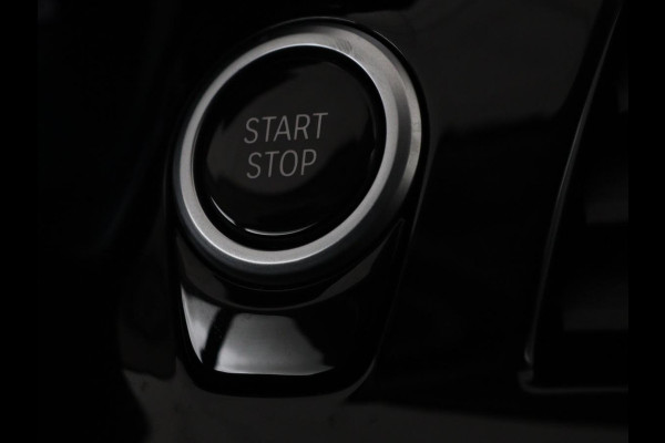 BMW 5 Serie 530e High Executive | Leder | Stoel & stuurverwarming | Adaptive cruise | Carplay | Sfeerverlichting | Camera | Live Cockpit | Navigatie | Full LED BMW 5 Serie 530e High Executive | Leder | Stoel & stuurverwarming | Adaptive cruise | Carplay | Sfeerverlichting | Camera | Live Cockpit | Navigatie | Full LED