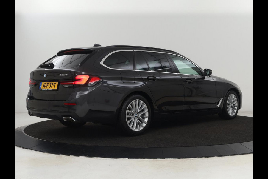 BMW 5 Serie 530e High Executive | Leder | Stoel & stuurverwarming | Adaptive cruise | Carplay | Sfeerverlichting | Camera | Live Cockpit | Navigatie | Full LED BMW 5 Serie 530e High Executive | Leder | Stoel & stuurverwarming | Adaptive cruise | Carplay | Sfeerverlichting | Camera | Live Cockpit | Navigatie | Full LED