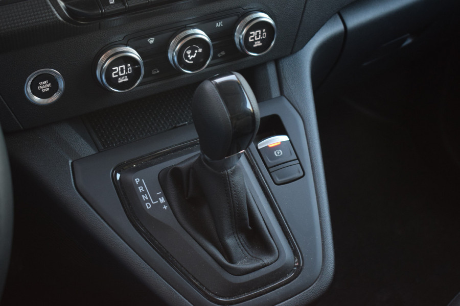 Renault Kangoo 1.5 Blue dCi 115 extra L1 | Trekhaak | Half Leer | Camera | Stoelverw. | CarPlay Renault Kangoo 1.5 Blue dCi 115 extra L1 | Trekhaak | Half Leer | Camera | Stoelverw. | CarPlay