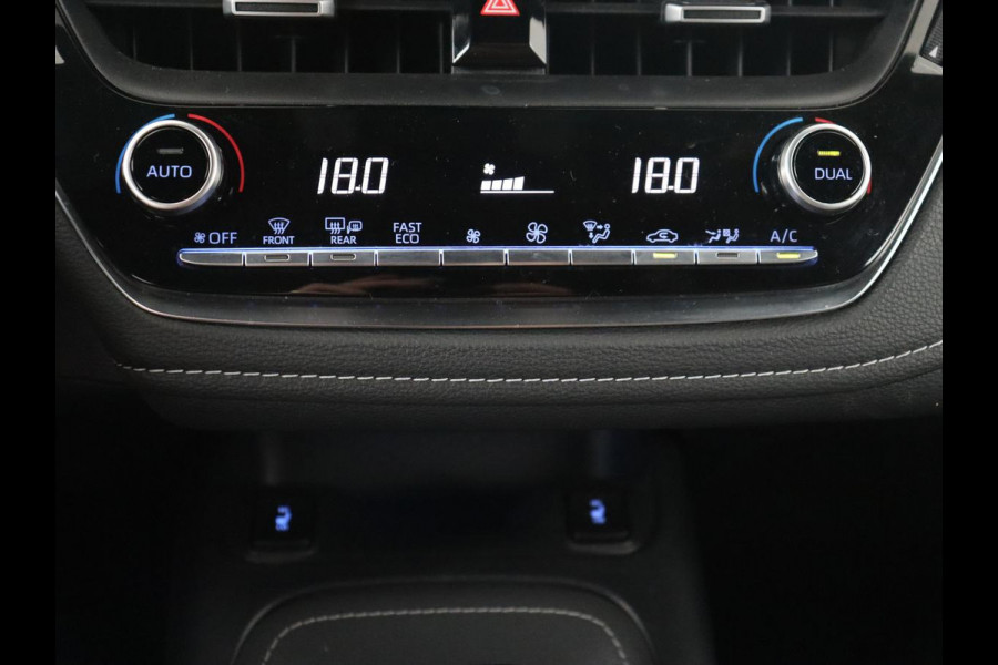 Toyota Corolla 1.8 Hybrid Trek | Stoelverwarming | Adaptive cruise | Trekhaak | Carplay | Camera | Keyless | Full LED | Navigatie | Climate control Toyota Corolla 1.8 Hybrid Trek | Stoelverwarming | Adaptive cruise | Trekhaak | Carplay | Camera | Keyless | Full LED | Navigatie | Climate control