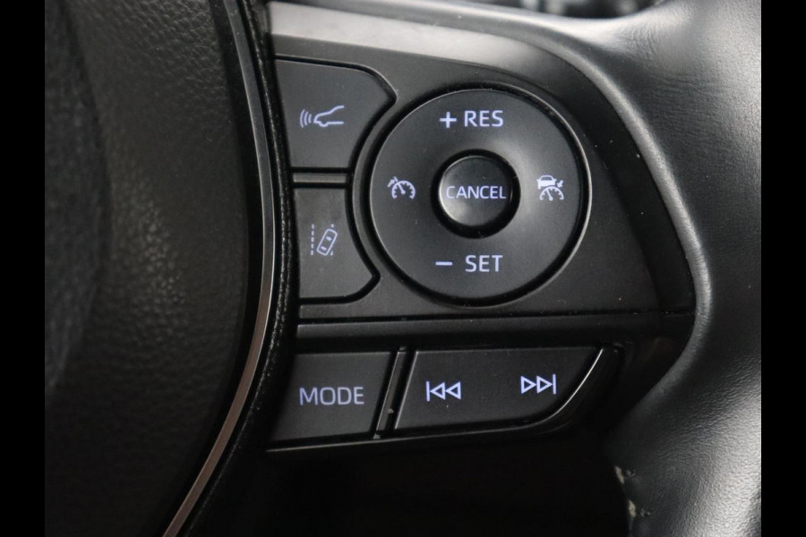 Toyota Corolla 1.8 Hybrid Trek | Stoelverwarming | Adaptive cruise | Trekhaak | Carplay | Camera | Keyless | Full LED | Navigatie | Climate control Toyota Corolla 1.8 Hybrid Trek | Stoelverwarming | Adaptive cruise | Trekhaak | Carplay | Camera | Keyless | Full LED | Navigatie | Climate control