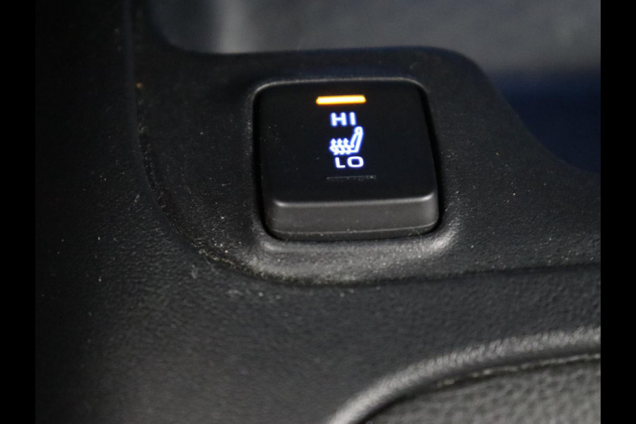 Toyota Corolla 1.8 Hybrid Trek | Stoelverwarming | Adaptive cruise | Trekhaak | Carplay | Camera | Keyless | Full LED | Navigatie | Climate control Toyota Corolla 1.8 Hybrid Trek | Stoelverwarming | Adaptive cruise | Trekhaak | Carplay | Camera | Keyless | Full LED | Navigatie | Climate control