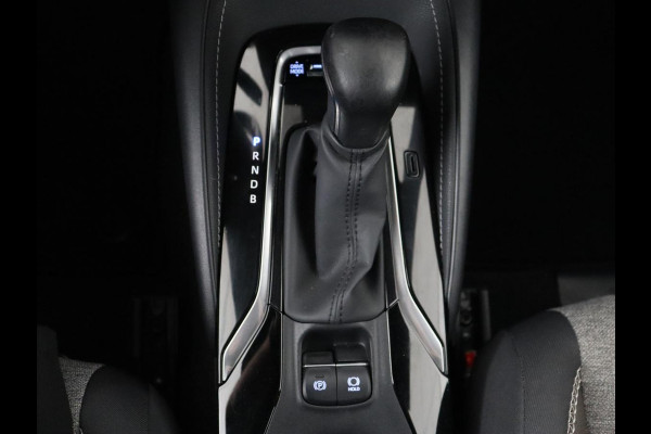 Toyota Corolla 1.8 Hybrid Trek | Stoelverwarming | Adaptive cruise | Trekhaak | Carplay | Camera | Keyless | Full LED | Navigatie | Climate control Toyota Corolla 1.8 Hybrid Trek | Stoelverwarming | Adaptive cruise | Trekhaak | Carplay | Camera | Keyless | Full LED | Navigatie | Climate control