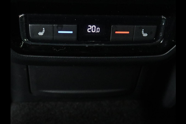 Volkswagen Arteon 1.4 TSI eHybrid Elegance | Nappaleder | Stoel & stuurverwarming | Camera | Massage | Matrix LED | Adaptive cruise | Navigatie | Achterbankverwarming | Virtual Cockpit | PHEV Volkswagen Arteon 1.4 TSI eHybrid Elegance | Nappaleder | Stoel & stuurverwarming | Camera | Massage | Matrix LED | Adaptive cruise | Navigatie | Achterbankverwarming | Virtual Cockpit | PHEV