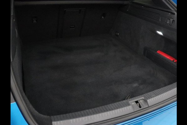 Volkswagen Arteon 1.4 TSI eHybrid Elegance | Nappaleder | Stoel & stuurverwarming | Camera | Massage | Matrix LED | Adaptive cruise | Navigatie | Achterbankverwarming | Virtual Cockpit | PHEV Volkswagen Arteon 1.4 TSI eHybrid Elegance | Nappaleder | Stoel & stuurverwarming | Camera | Massage | Matrix LED | Adaptive cruise | Navigatie | Achterbankverwarming | Virtual Cockpit | PHEV