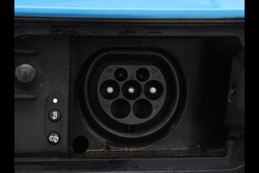 Volkswagen Arteon 1.4 TSI eHybrid Elegance | Nappaleder | Stoel & stuurverwarming | Camera | Massage | Matrix LED | Adaptive cruise | Navigatie | Achterbankverwarming | Virtual Cockpit | PHEV Volkswagen Arteon 1.4 TSI eHybrid Elegance | Nappaleder | Stoel & stuurverwarming | Camera | Massage | Matrix LED | Adaptive cruise | Navigatie | Achterbankverwarming | Virtual Cockpit | PHEV