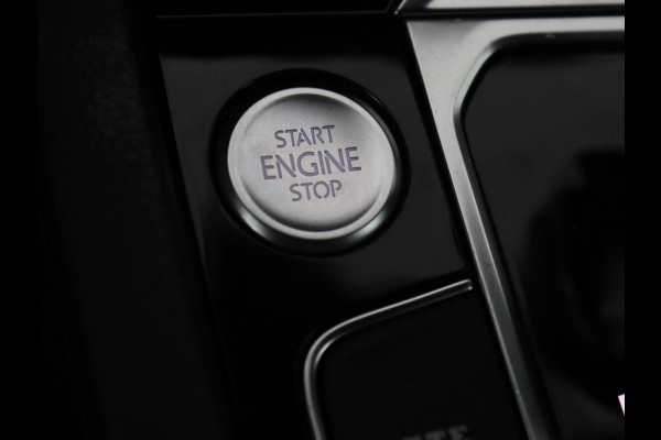 Volkswagen Arteon 1.4 TSI eHybrid Elegance | Nappaleder | Stoel & stuurverwarming | Camera | Massage | Matrix LED | Adaptive cruise | Navigatie | Achterbankverwarming | Virtual Cockpit | PHEV Volkswagen Arteon 1.4 TSI eHybrid Elegance | Nappaleder | Stoel & stuurverwarming | Camera | Massage | Matrix LED | Adaptive cruise | Navigatie | Achterbankverwarming | Virtual Cockpit | PHEV