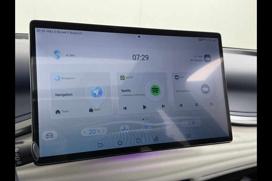 BYD ATTO 3 60kWh 204pk Design SOH 94% Pano-dak Leer+Elektr.Verst. Warmtepomp Adaptieve Cruise 360°Camera Apple Carplay Android Auto Elektr. Verkeersbord detectie WiFi DAB Led Rijstrooksensor Keyless Smartphone Entry Fabrieksgarantie tot 20-12-2030/150.000km Garantie. Op de LFP Accu tot 20-12-2030/200.000km €44.000,- Nieuw! BYD ATTO 3 60kWh 204pk Design SOH 94% Pano-dak Leer+Elektr.Verst. Warmtepomp Adaptieve Cruise 360°Camera Apple Carplay Android Auto Elektr. Verkeersbord detectie WiFi DAB Led Rijstrooksensor Keyless Smartphone Entry Fabrieksgarantie tot 20-12-2030/150.000km Garantie. Op de LFP Accu tot 20-12-2030/200.000km €44.000,- Nieuw!