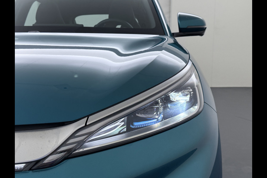 BYD ATTO 3 60kWh 204pk Design SOH 94% Pano-dak Leer+Elektr.Verst. Warmtepomp Adaptieve Cruise 360°Camera Apple Carplay Android Auto Elektr. Verkeersbord detectie WiFi DAB Led Rijstrooksensor Keyless Smartphone Entry Fabrieksgarantie tot 20-12-2030/150.000km Garantie. Op de LFP Accu tot 20-12-2030/200.000km €44.000,- Nieuw! BYD ATTO 3 60kWh 204pk Design SOH 94% Pano-dak Leer+Elektr.Verst. Warmtepomp Adaptieve Cruise 360°Camera Apple Carplay Android Auto Elektr. Verkeersbord detectie WiFi DAB Led Rijstrooksensor Keyless Smartphone Entry Fabrieksgarantie tot 20-12-2030/150.000km Garantie. Op de LFP Accu tot 20-12-2030/200.000km €44.000,- Nieuw!