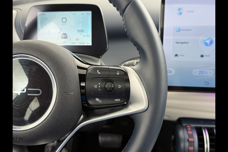 BYD ATTO 3 60kWh 204pk Design SOH 94% Pano-dak Leer+Elektr.Verst. Warmtepomp Adaptieve Cruise 360°Camera Apple Carplay Android Auto Elektr. Verkeersbord detectie WiFi DAB Led Rijstrooksensor Keyless Smartphone Entry Fabrieksgarantie tot 20-12-2030/150.000km Garantie. Op de LFP Accu tot 20-12-2030/200.000km €44.000,- Nieuw! BYD ATTO 3 60kWh 204pk Design SOH 94% Pano-dak Leer+Elektr.Verst. Warmtepomp Adaptieve Cruise 360°Camera Apple Carplay Android Auto Elektr. Verkeersbord detectie WiFi DAB Led Rijstrooksensor Keyless Smartphone Entry Fabrieksgarantie tot 20-12-2030/150.000km Garantie. Op de LFP Accu tot 20-12-2030/200.000km €44.000,- Nieuw!