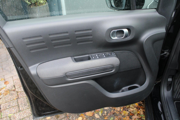 Citroën C3 Aircross 1.2 PureTech S&S Shine Citroën C3 Aircross 1.2 PureTech S&S Shine