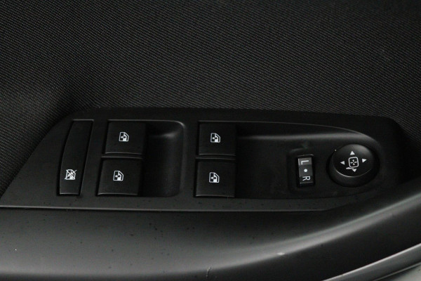 Opel Astra 1.0 Turbo Business (PARKEERSENSOREN, CRUISE CONTROL, NAVIGATIE, BLUETOOTH) Opel Astra 1.0 Turbo Business (PARKEERSENSOREN, CRUISE CONTROL, NAVIGATIE, BLUETOOTH)