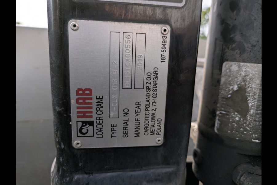 Iveco Daily 3.0I CNG Kraan Laadbak AUT-6 HIAB 3-Persoons Ecc Trekhaak Camera Blue power Alpine 2-Din Infotainment Sys. Bluetooth Opbergkasten Betonplex Vloer Compressed Natural Gas (CNG) EURO-6 375 35S14N Voertuig 1e Eigenaar Euro 6