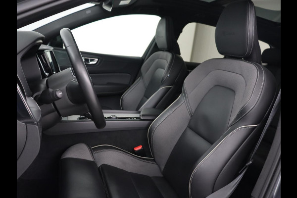 Volvo XC60 2.0 Recharge T8 AWD R Design | Panoramadak | Head-Up | Trekhaak | Harman/Kardon | Camera | Adaptive cruise | Stoelverwarming | Memory | Navigatie Volvo XC60 2.0 Recharge T8 AWD R Design | Panoramadak | Head-Up | Trekhaak | Harman/Kardon | Camera | Adaptive cruise | Stoelverwarming | Memory | Navigatie